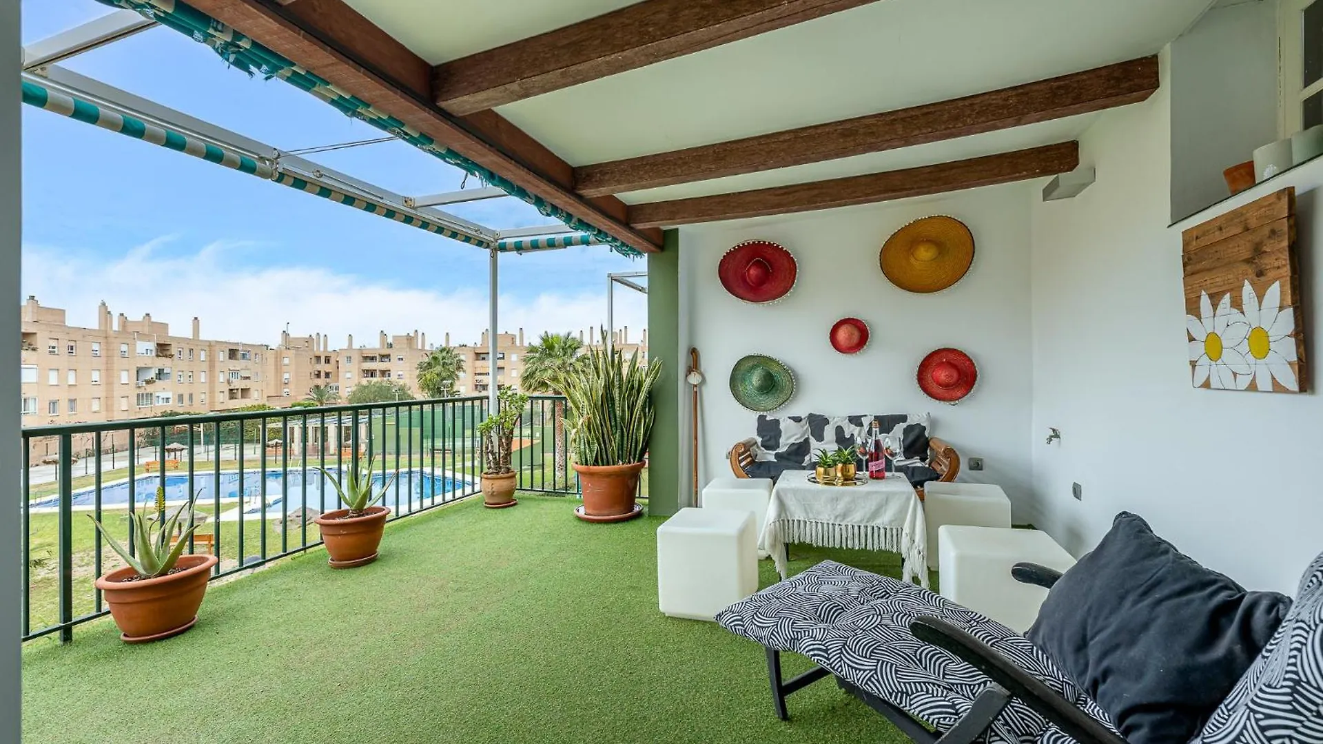 Apartamento 797 Holiday Rentals - Amplio Atico Duplex En Guadalmar Frente Al Mar Málaga