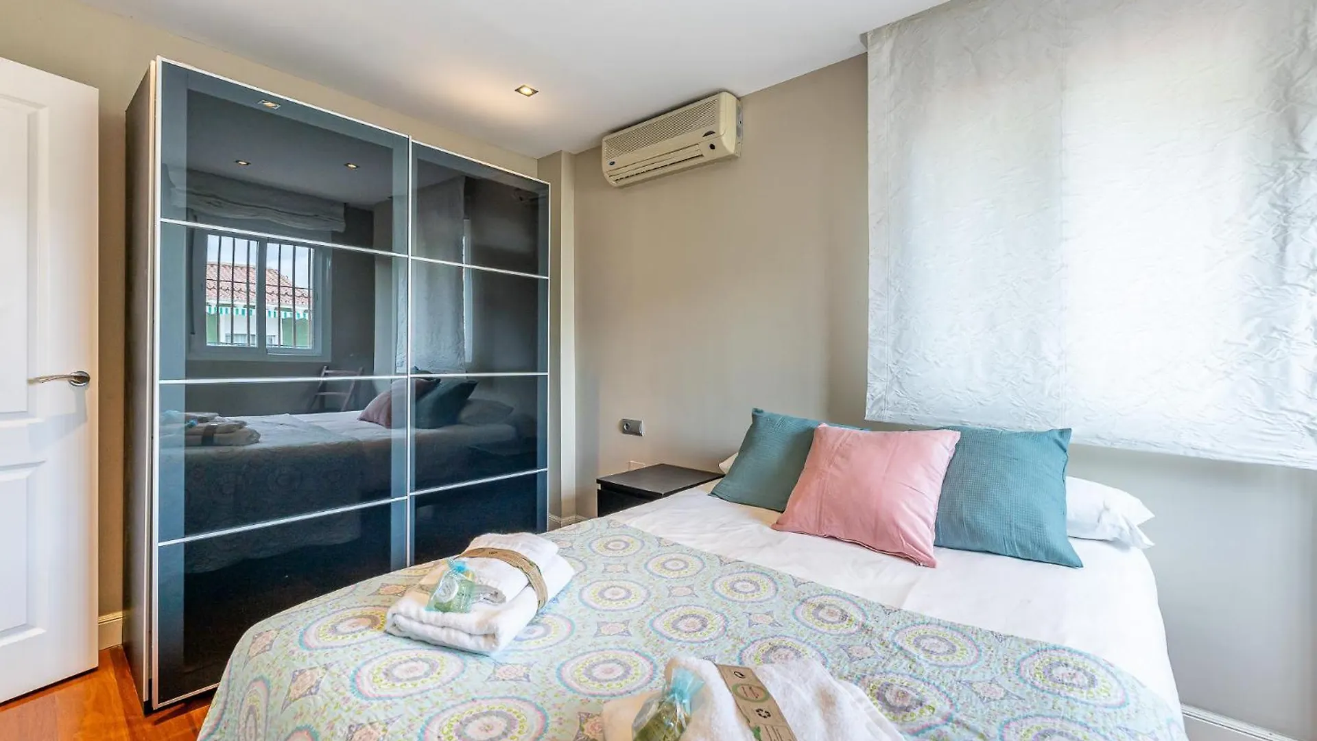 797 Holiday Rentals - Amplio Atico Duplex En Guadalmar Frente Al Mar Malaga