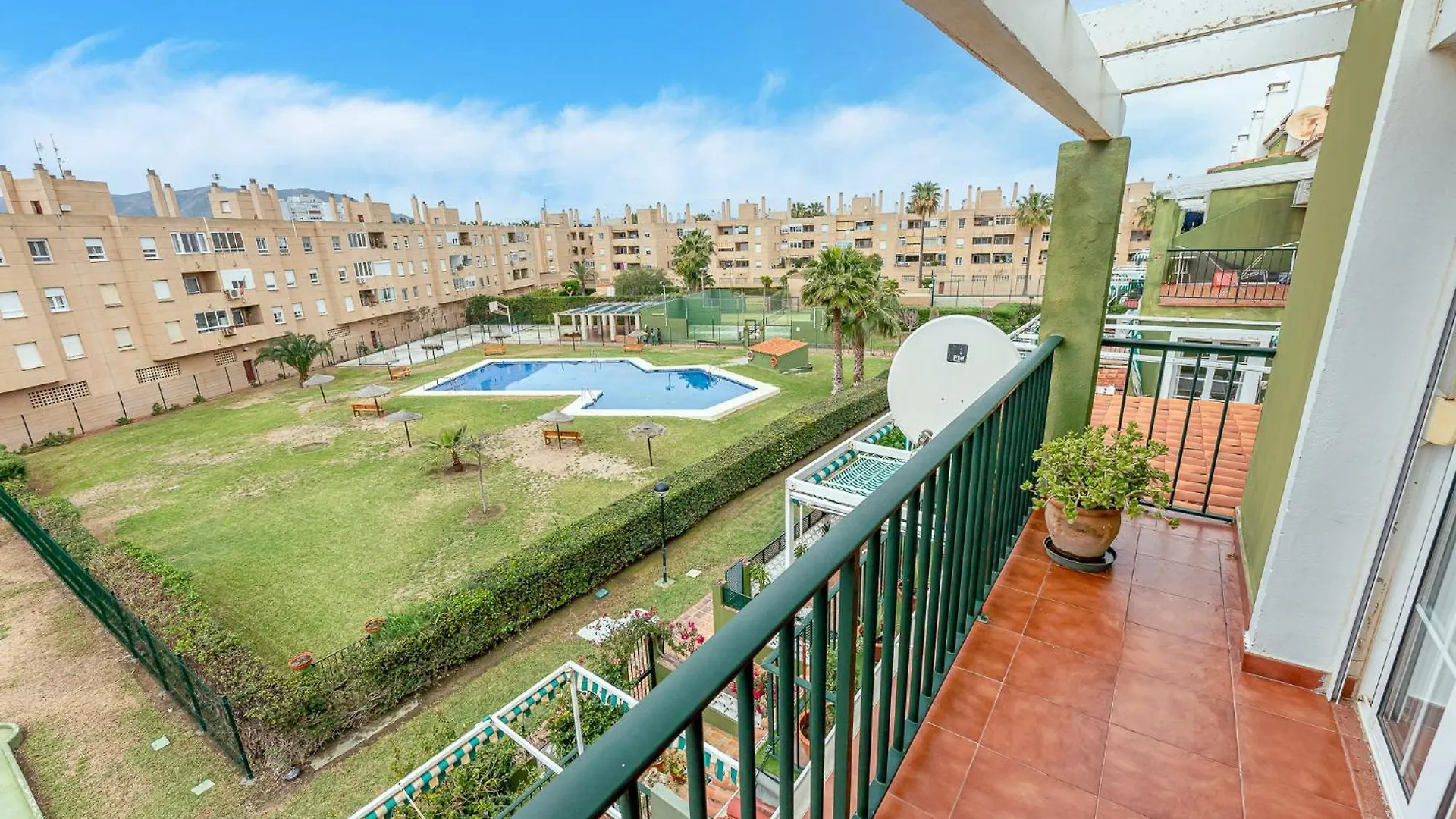 Apartment 797 Holiday Rentals - Amplio Atico Duplex En Guadalmar Frente Al Mar Malaga Spain