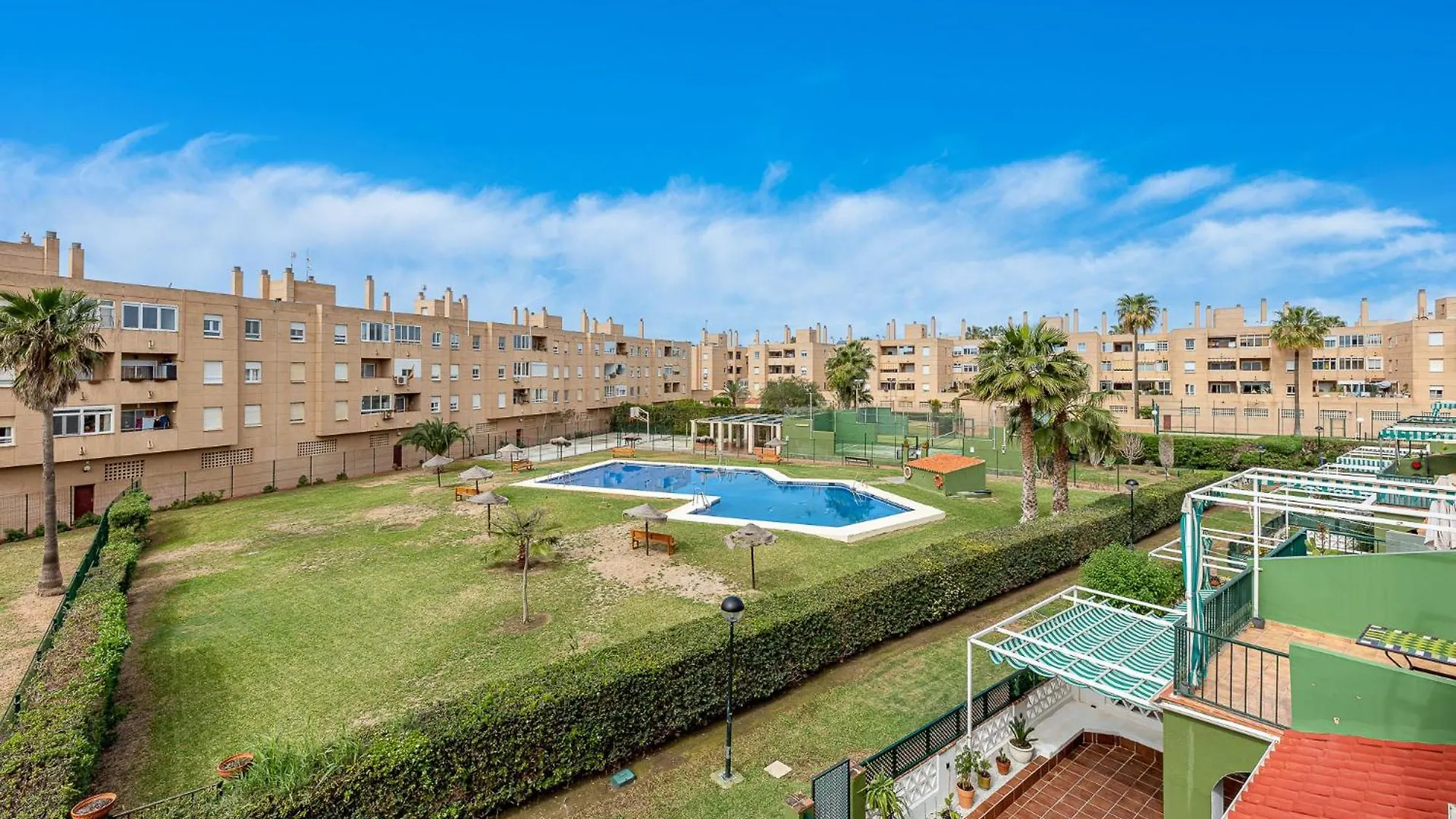 Apartment 797 Holiday Rentals - Amplio Atico Duplex En Guadalmar Frente Al Mar Malaga